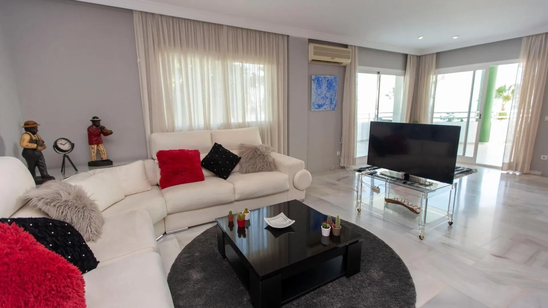 Daire Villa Venecia, Apartamento De Lujo En 1º Linea De Playa + Parking Málaga